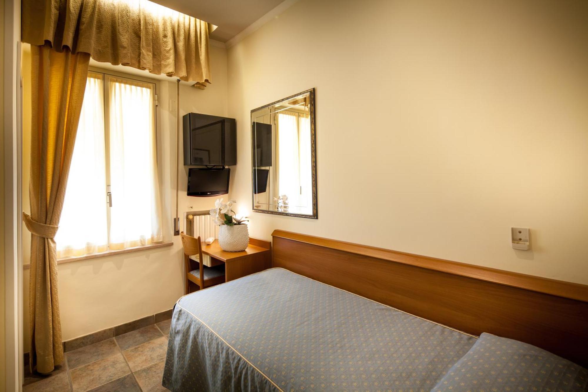 Hotel Angela Fano Dış mekan fotoğraf