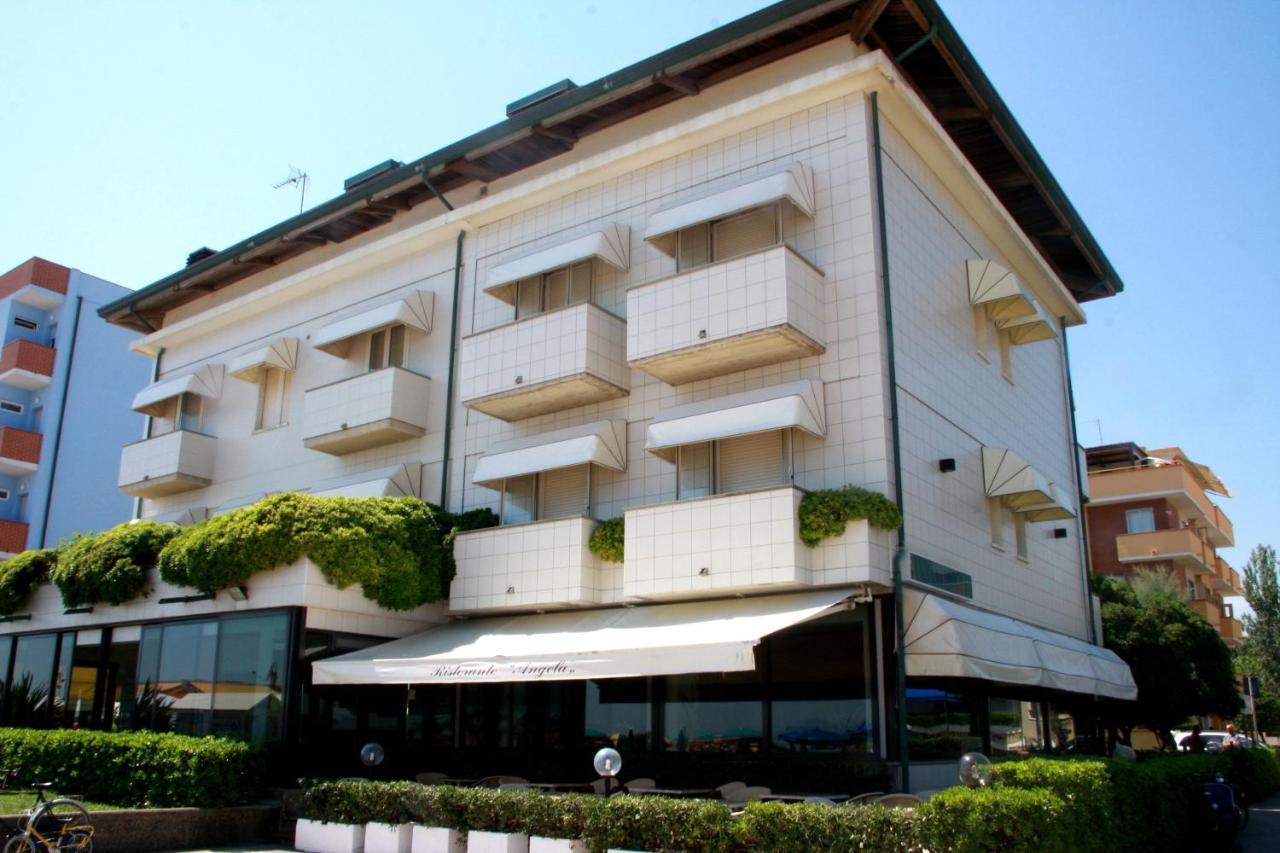 Hotel Angela Fano Dış mekan fotoğraf